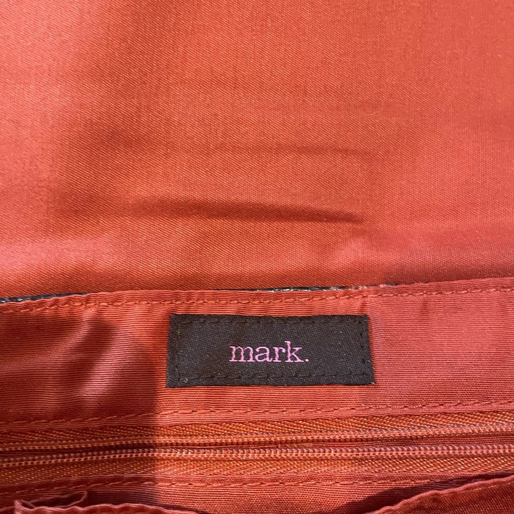 Patchwork Clutch With Snakeskin Texture - image 3